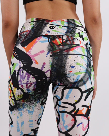Chroma Fusion Graffiti High-Waisted Leggings (Pockets)