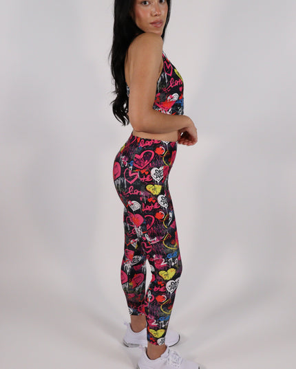 CARBONITE HEARTS GRAFFITI HIGH-WAISTED LEGGINGS (Pockets)
