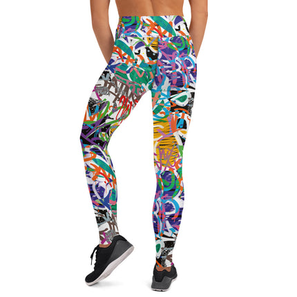 Leggings de cintura alta con grafiti de Kaleido