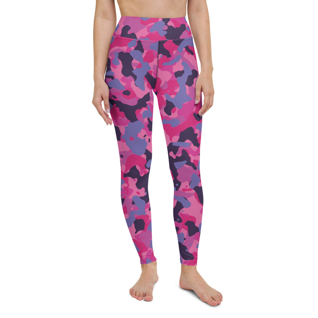 Leggings de cintura alta con estampado de camuflaje en color obsidiana rosa